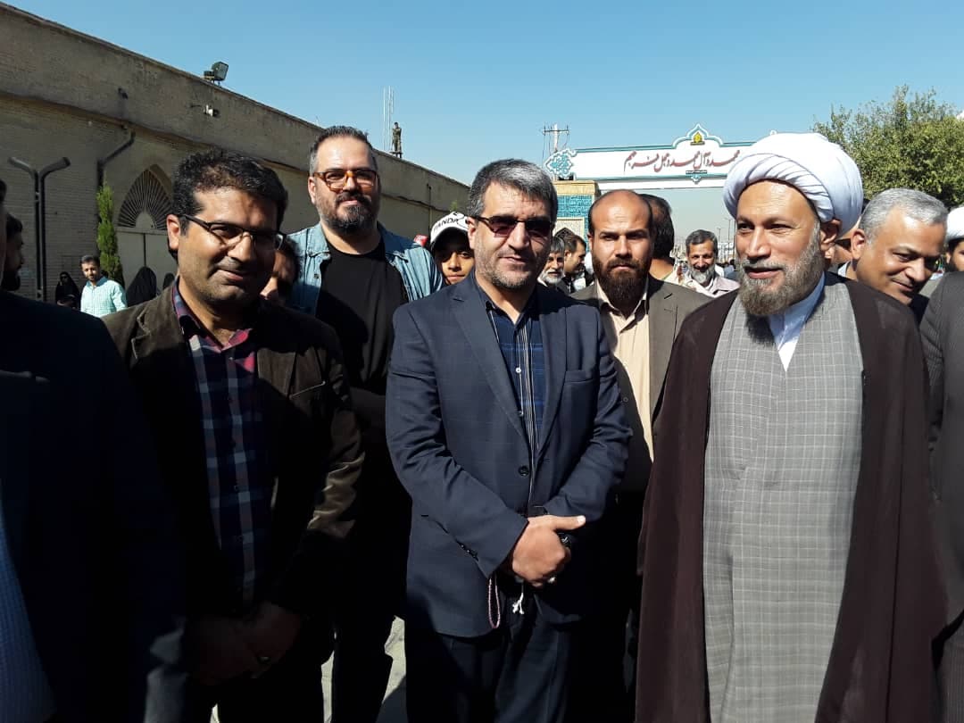 سیزده آبان در قاب