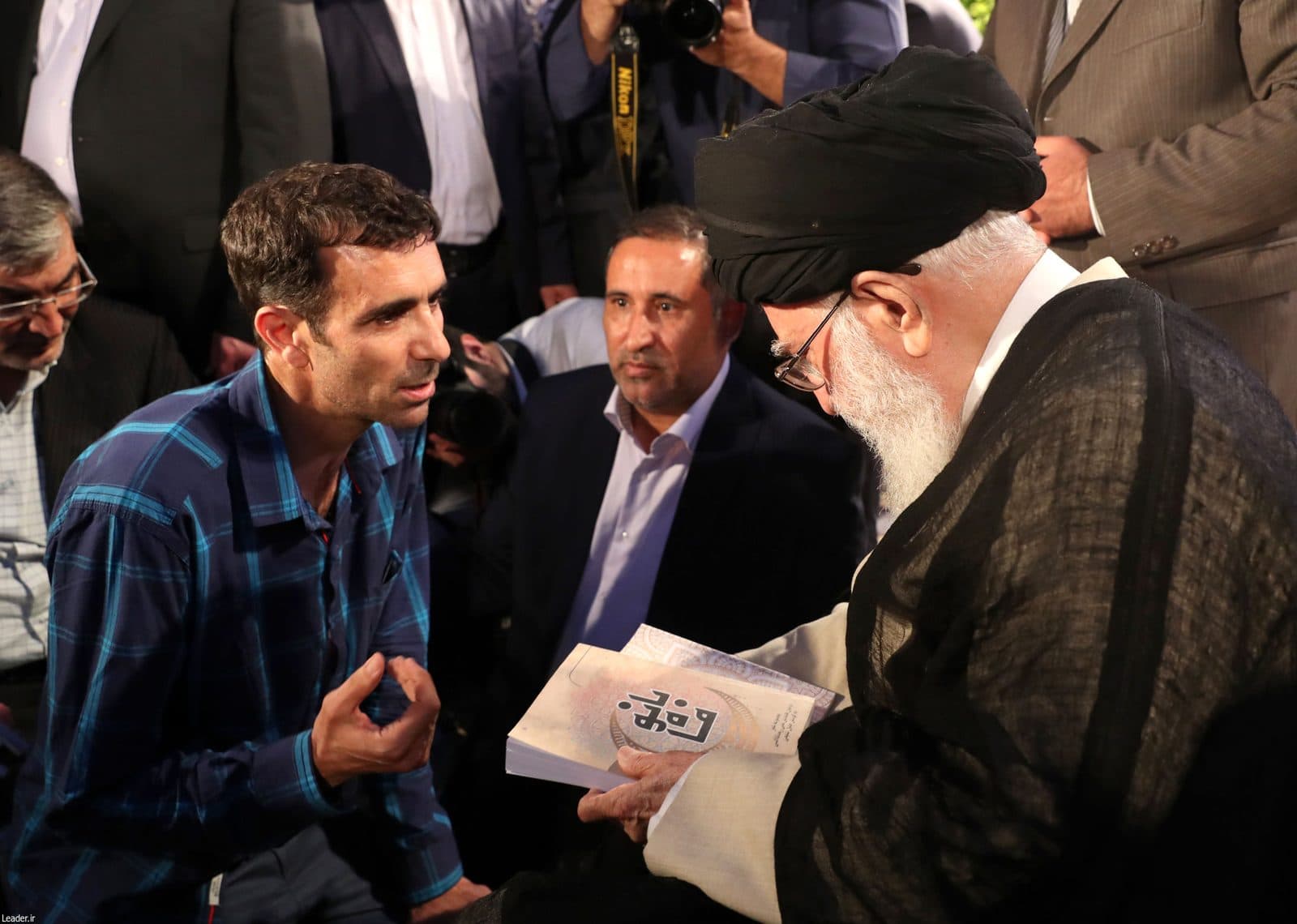 تماشای روی ماه