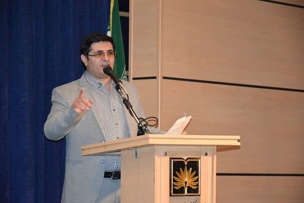 این تحلیل ها، کلیدی است برای گشودن قفل های شعر