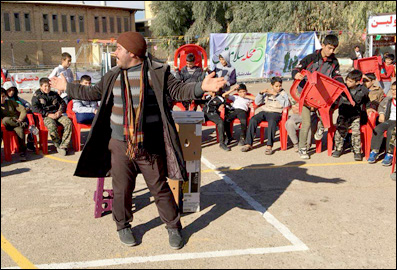 نمایش خیابانی «سیلی آبدار» در قم  اجرا میشود