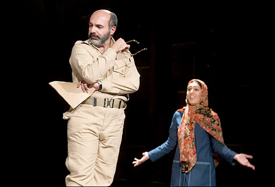 فیلم تئاتر «تکههای سنگین سرب» به نمایش در میآید