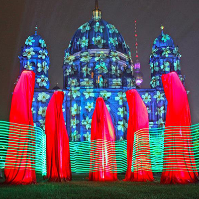 آثار کانسپت مانفرد کیلن هافر ، نقاش، مجسمه ساز، طراح و عکاس اتریشی