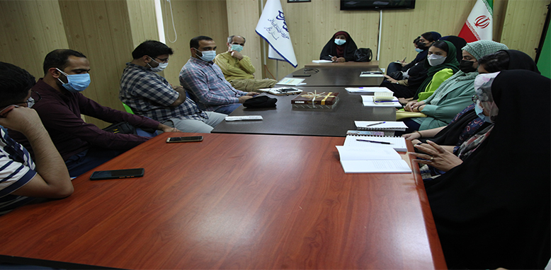 باید در تمام لحظات زندگی، نویسنده باشیم