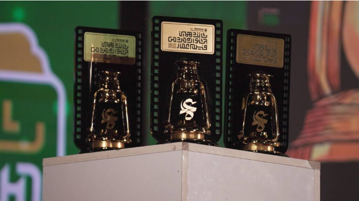 درخشش هنرمندان فارس در جشنواره مردمی عمار / دو اثر مستند از استان فارس لوح افتخار گرفتند