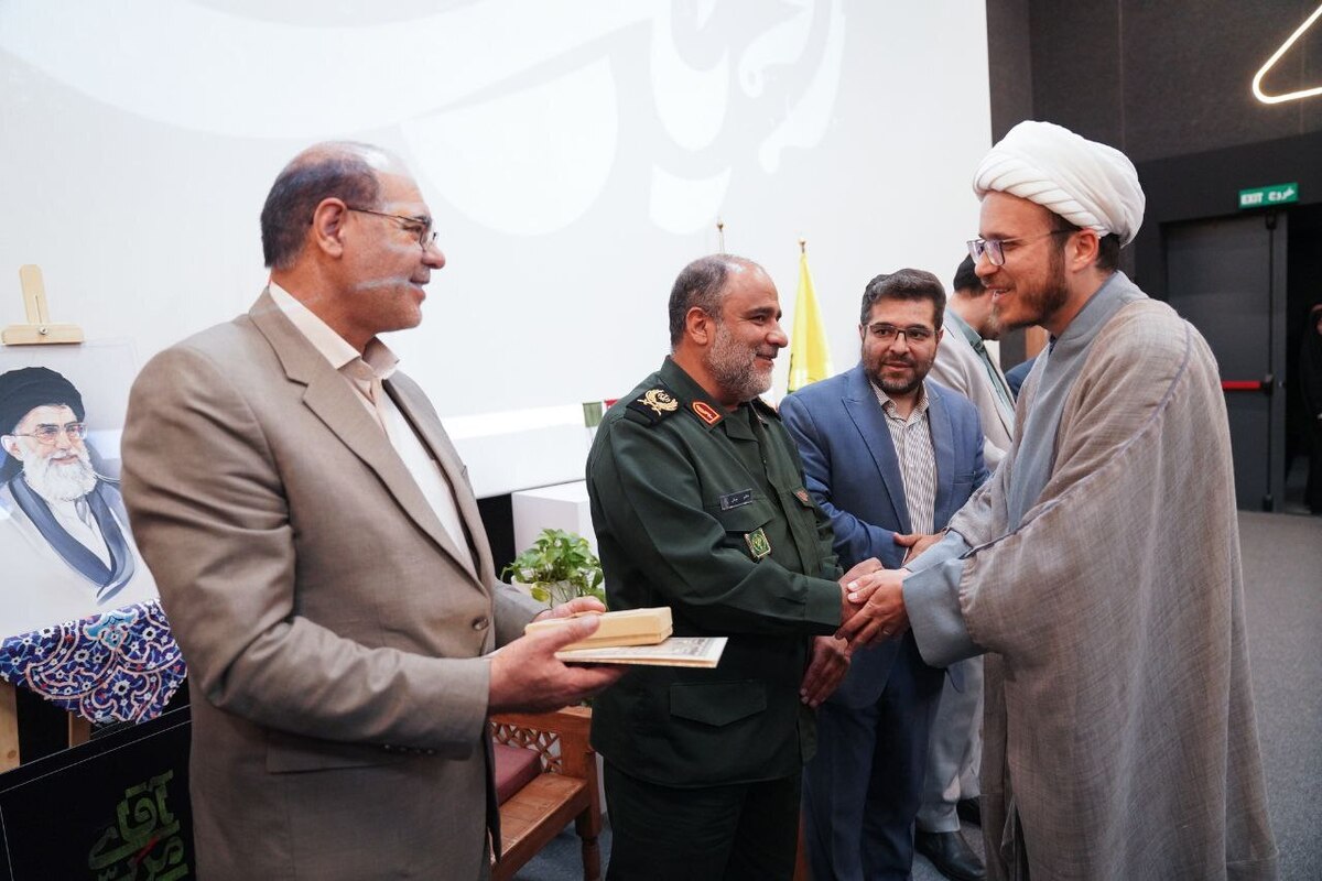 آیین رونمایی از مجموعه مستندهای «روایت سرو»