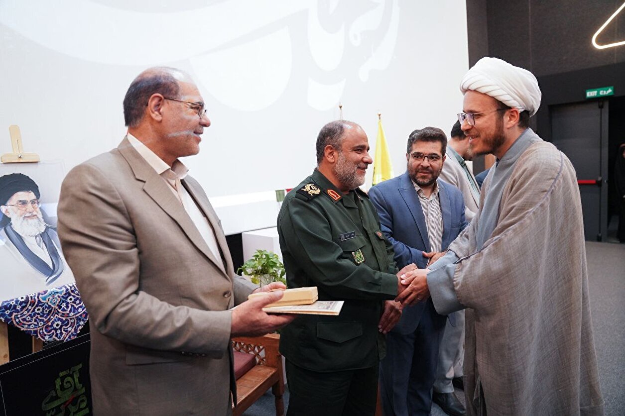 آیین رونمایی از مجموعه مستندهای «روایت سرو»