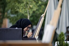 قلموها روایتگر ایستادگی شدند..
