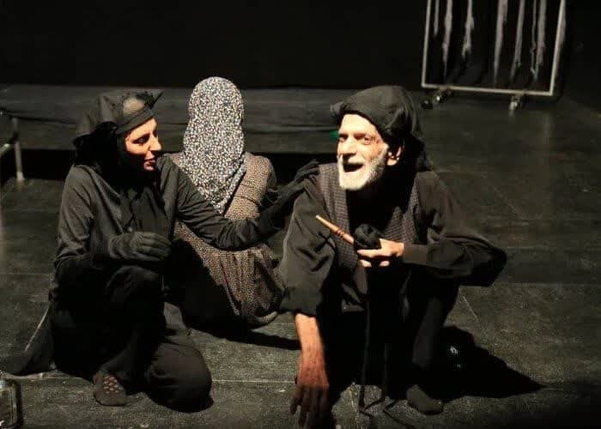 گزارش خبرنگار ایرنا؛ فاطمه رفاهت از تئاتر «او خودش خانه بود»