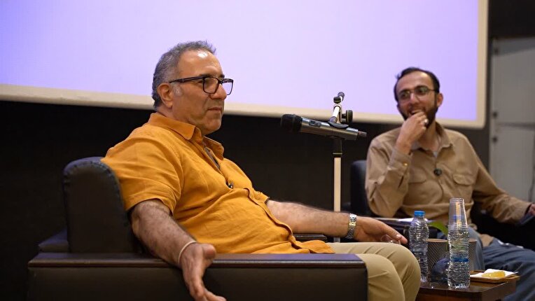 «پیاده‌رو، اتاق کار توست» / روایت یک نشست سینمایی در شیراز با تأکید بر جهان‌بینی فیلم‌ساز