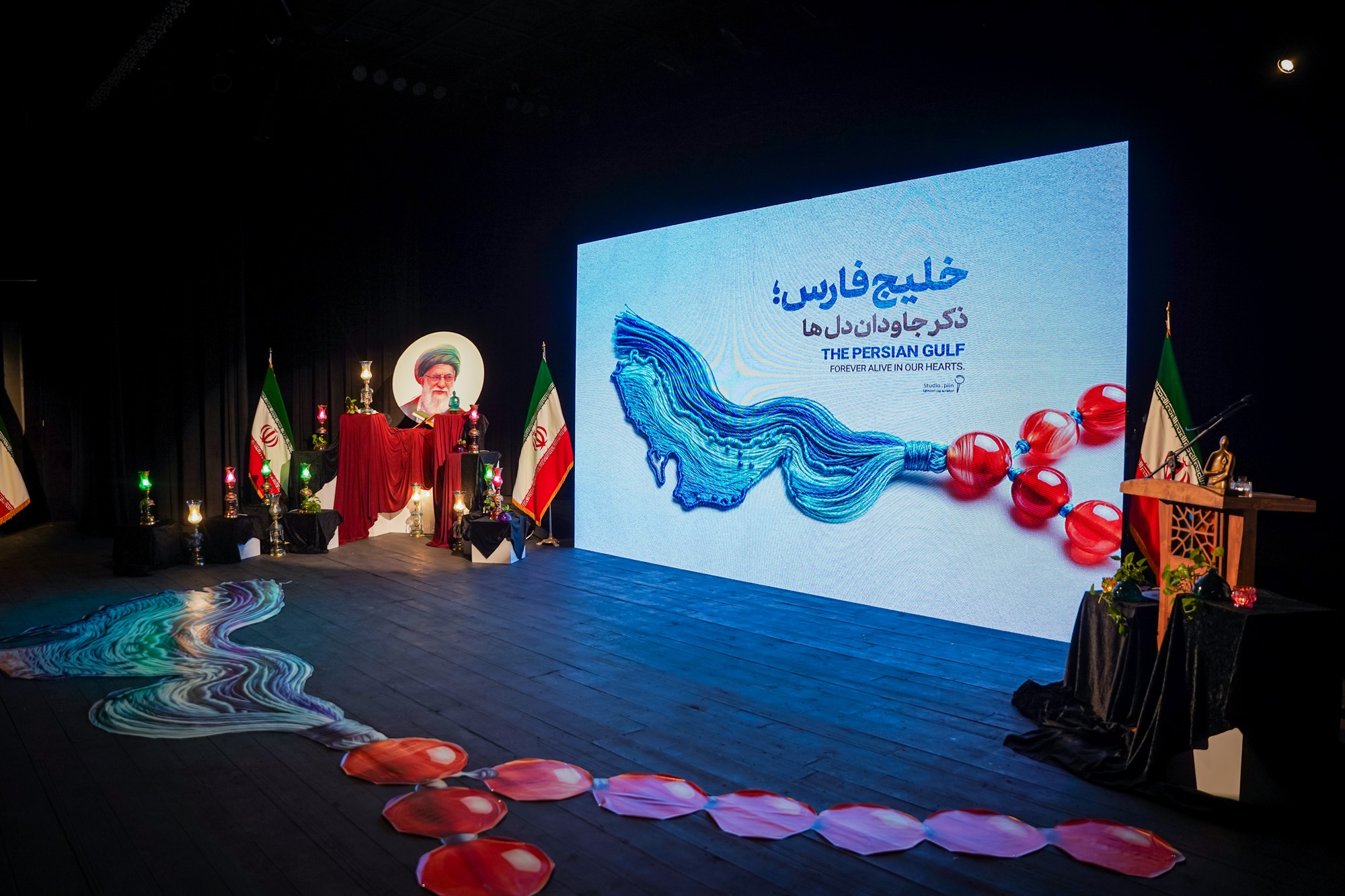 علی رحمانیان چهره سال هنر انقلاب اسلامی فارس شد علی رحمانیان چهره سال هنر انقلاب اسلامی فارس شد